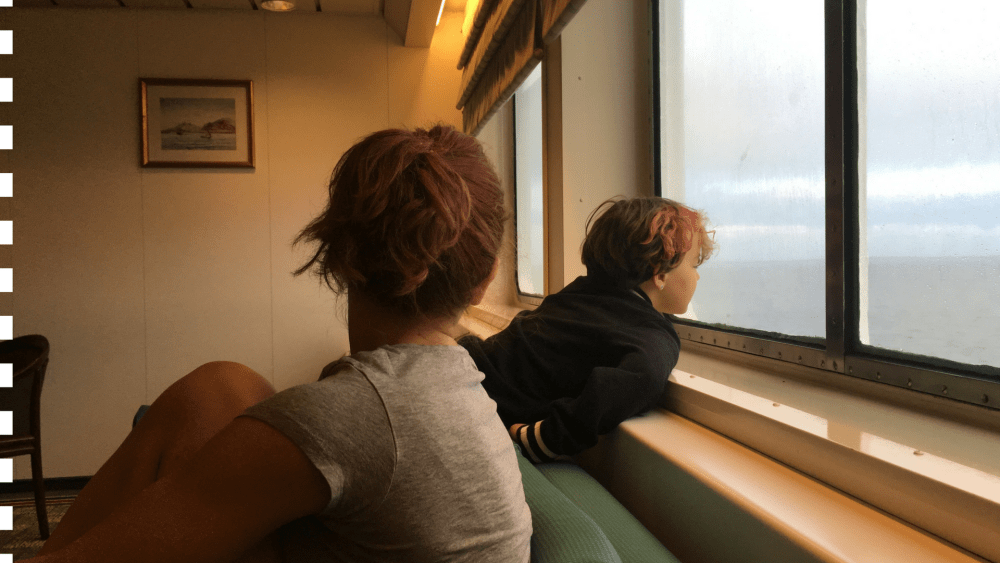 12h de traversée… Occuper des enfants sur un bateau